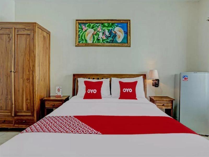 OYO 3904 Kiki Residence Bali Legian Exterior foto