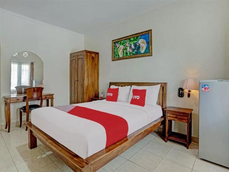 OYO 3904 Kiki Residence Bali Legian Exterior foto