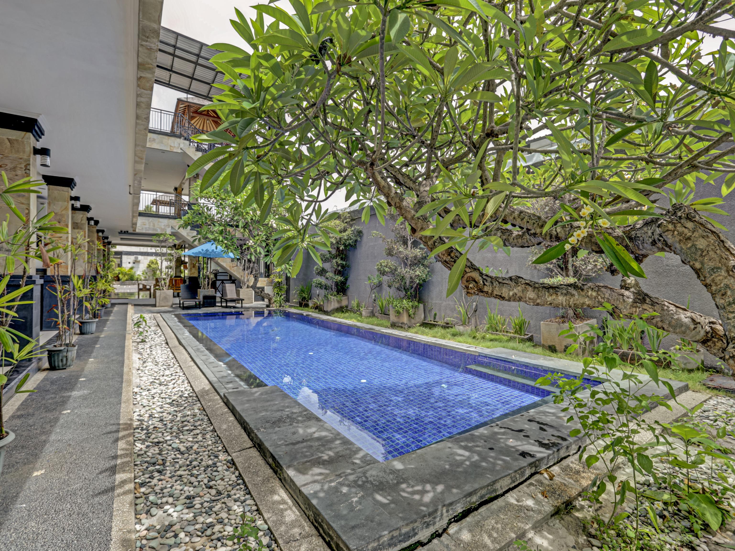 OYO 3904 Kiki Residence Bali Legian Exterior foto